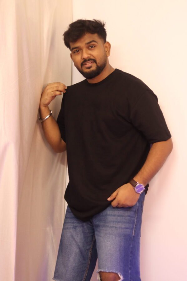 OVERSIZED TSHIRT - Image 5